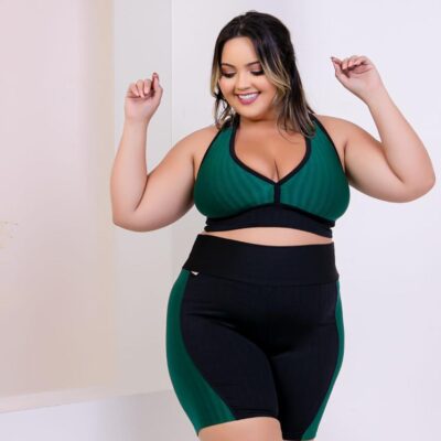 CONJ: PLUS SIZE  CIRRE 3D  COM SUPLEX POLIESTER  RECORTE LATERAL TOP SEM BOJO