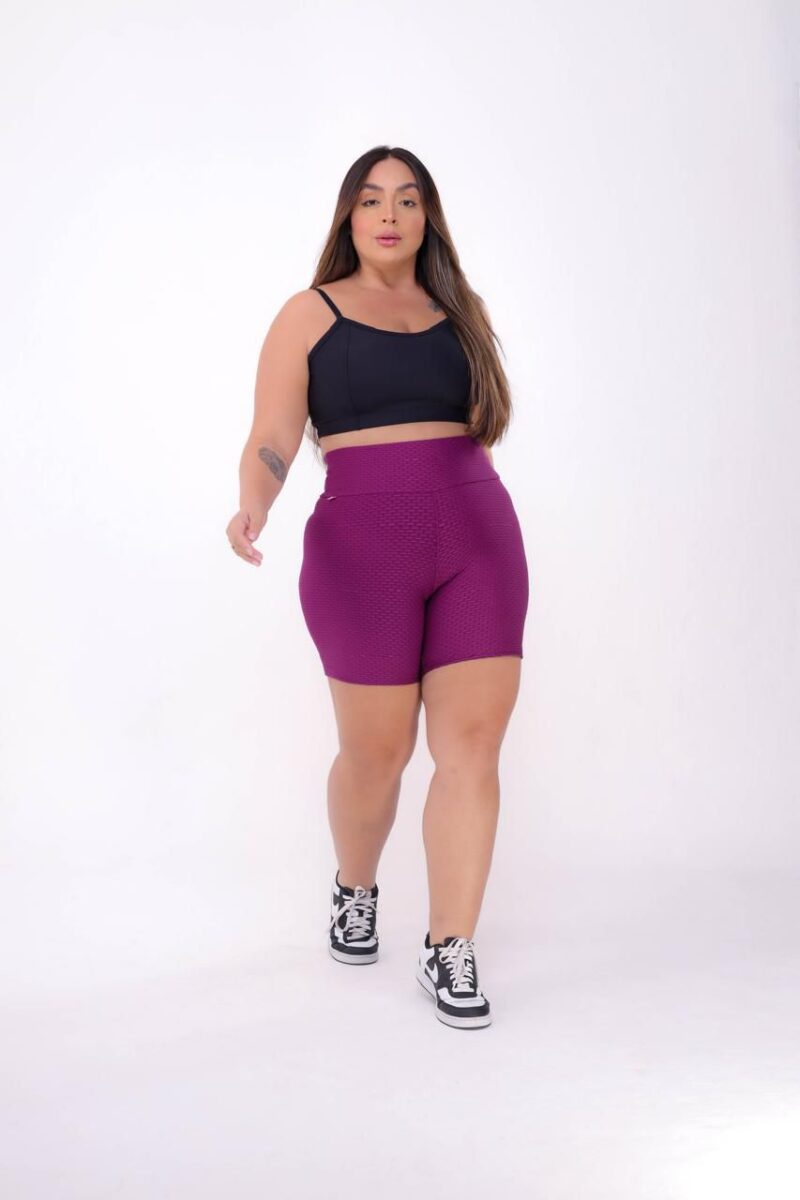 SHORT MEIA COXA JAQUARD ABELHA PLUS SIZE - Image 3