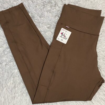 CALÇA LEG POLIAMIDA COM BOLSO NAS LATERAIS PLUS SIZE
