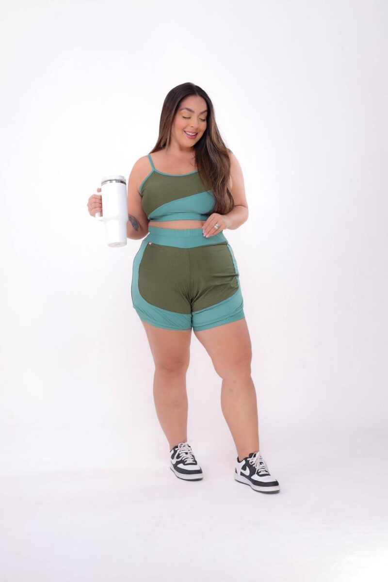 CONJUNTO SHORT DUPLO POLIAMIDA LISO COM JAQUARD ELASTICO NO COZ TOP COM BOJO
