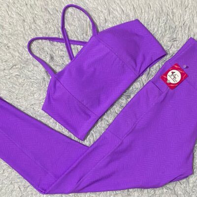 CONJUNTO CALÇA JAQUARD FORRADO COM BOLSO LATERAL MAIS TOP COM BOJO