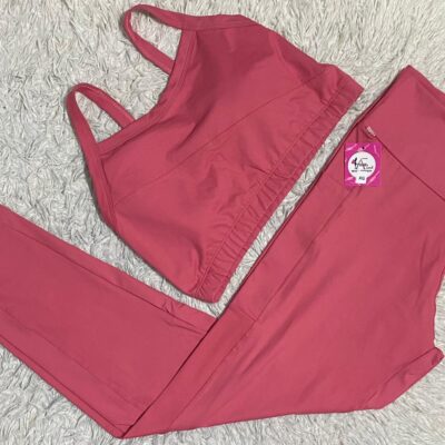 CONJUNTO CALÇA POLIAMIDA COM BOLSO NAS LATERAIS TOP COM BOJO EXTRA GG