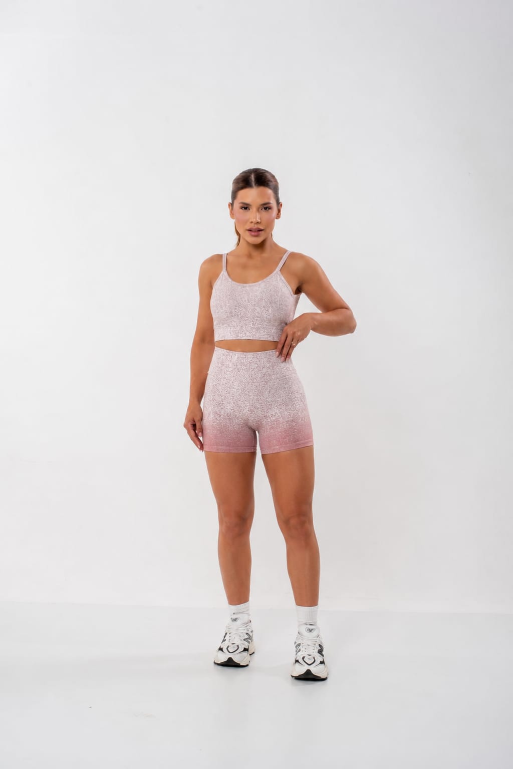 CONJUNTO DE SHORT POLIAMIDA PONTILHADO TOP COM BOJO